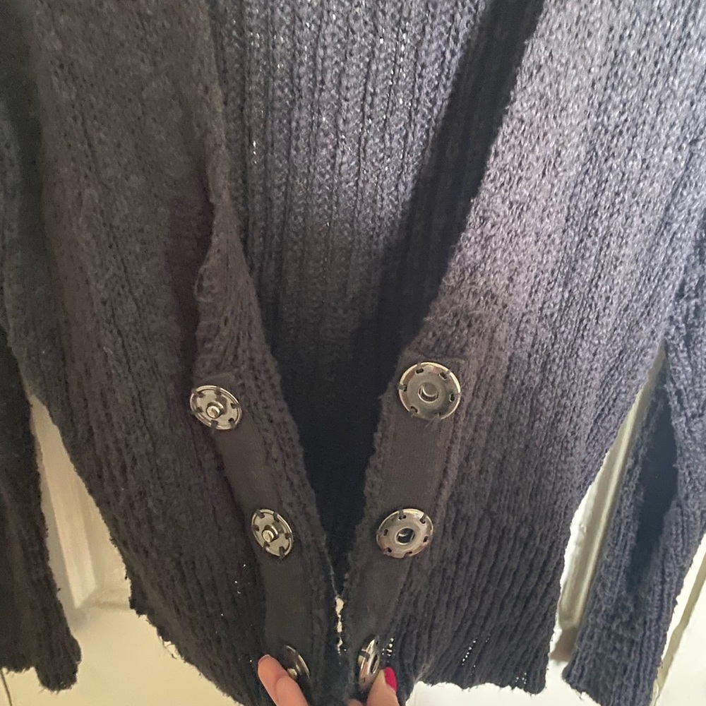 Cardigan - Picture 5 of 5